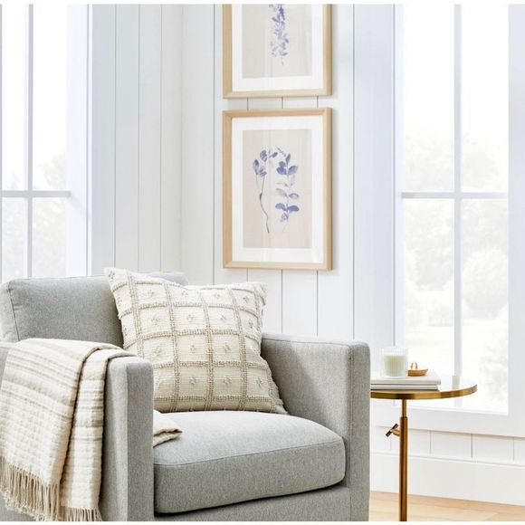 Woven Cotton Tufted Square Throw Pillow
Cream - Threshold designed with Studio
M - Picture 2 of 4